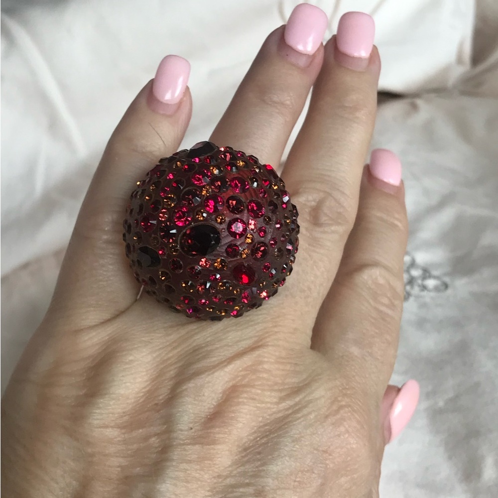 Alexis Bittar brown lucite color ring w/multi color burgundy red shades crystals